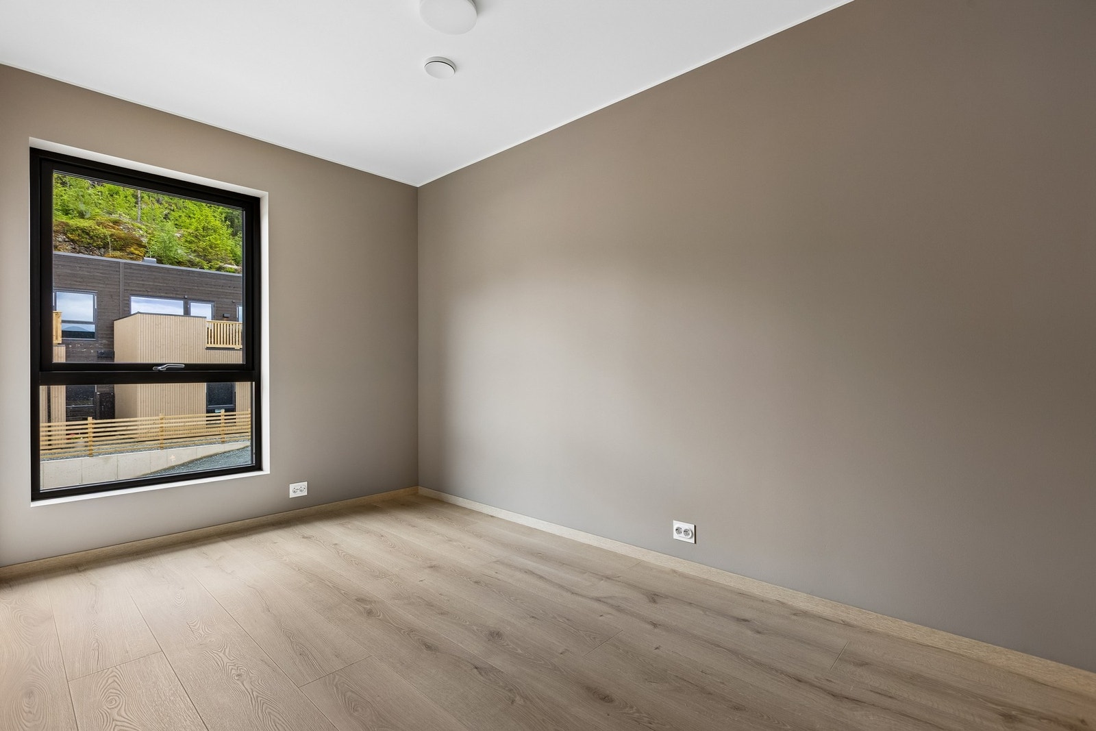 Det er totalt 4 soverom i boligen. Galleribilde