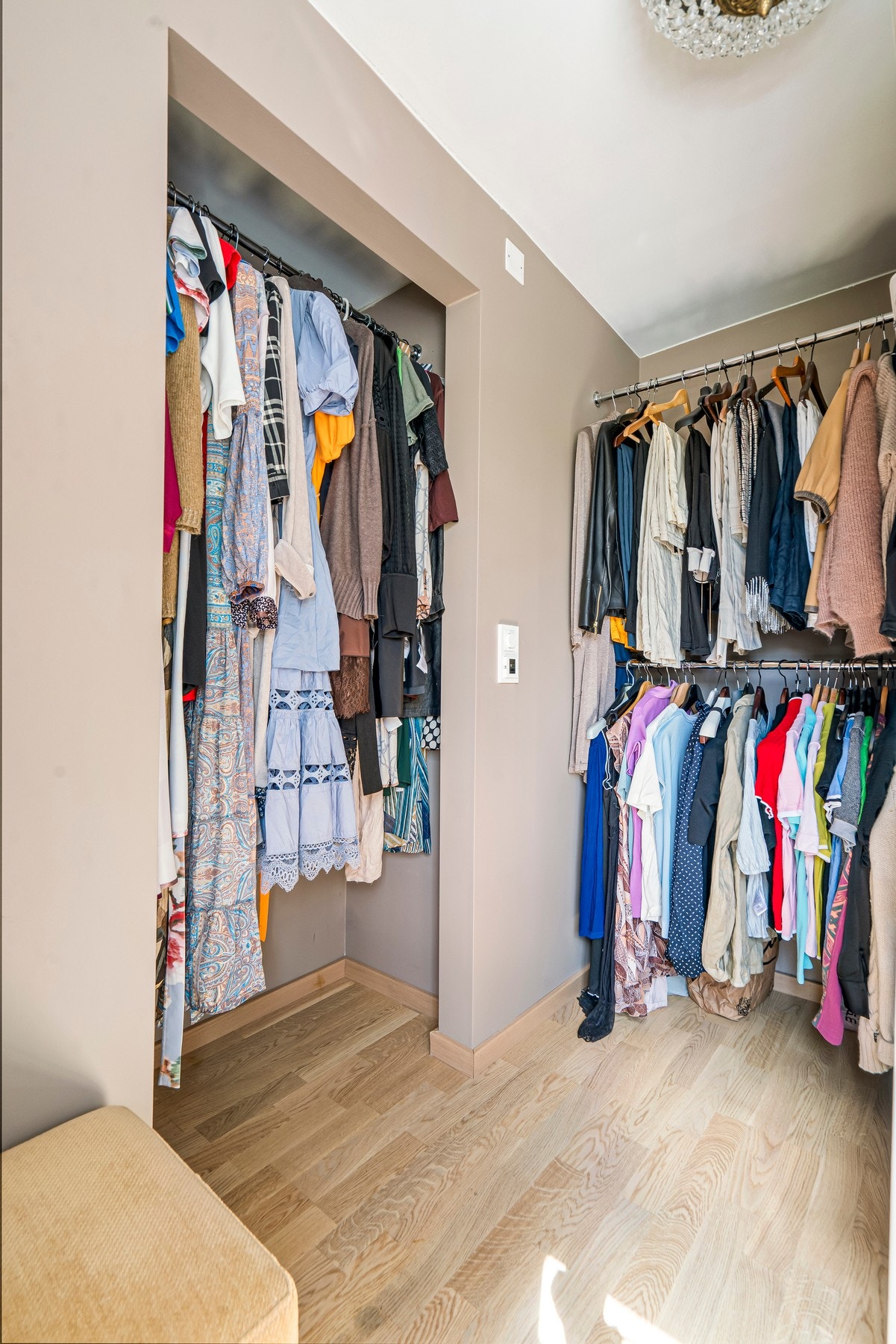 Garderobe Galleribilde