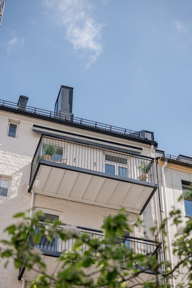 Balkong i toppetasjen Galleribilde