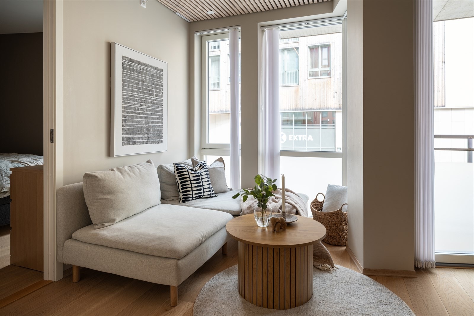 Beliggende på Lilleby bor man med nærhet til alt man kan tenke seg av servicefasiliteter. Det er gangavstand til både Solsiden, City Lade, Ladestien mm. Galleribilde