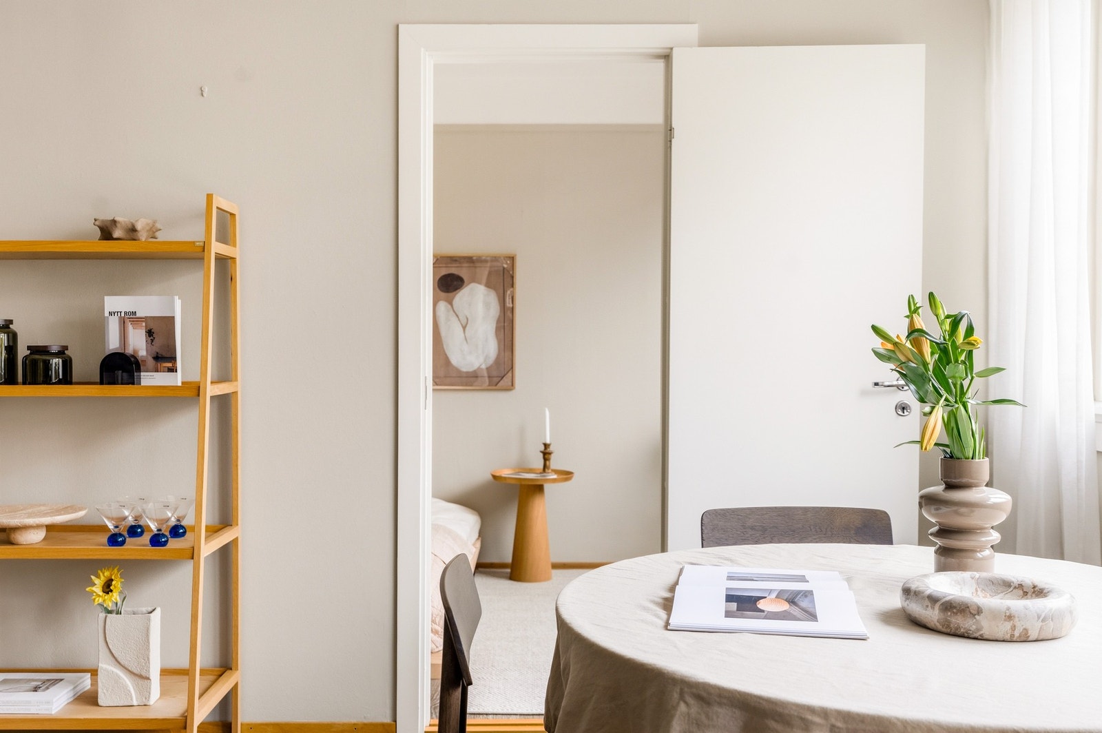 Fra kjøkken mot soverom. Galleribilde