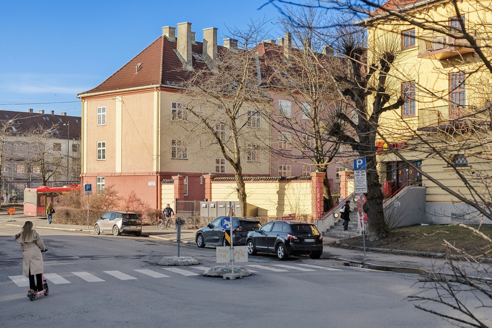 Coop Extra Torshov ligger kun ca. 100 meter fra boligen. Galleribilde