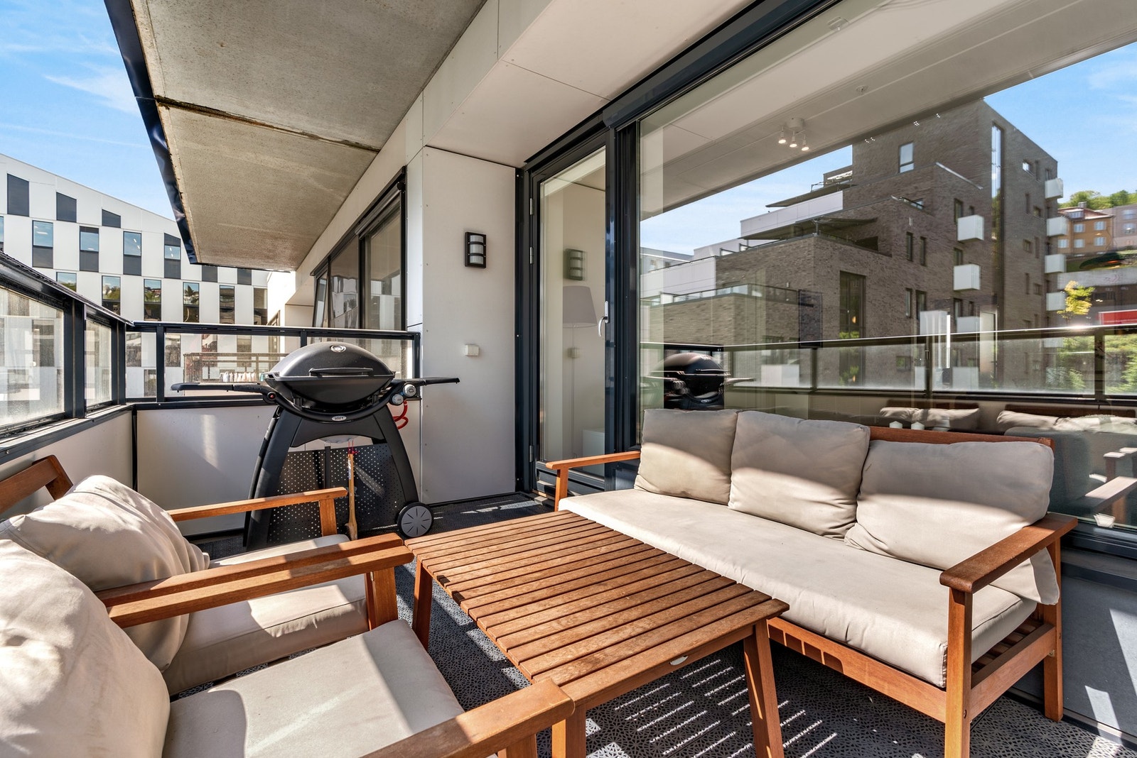 Her kan du invitere til sene sommerkvelder og grilling med venner og familie! Galleribilde