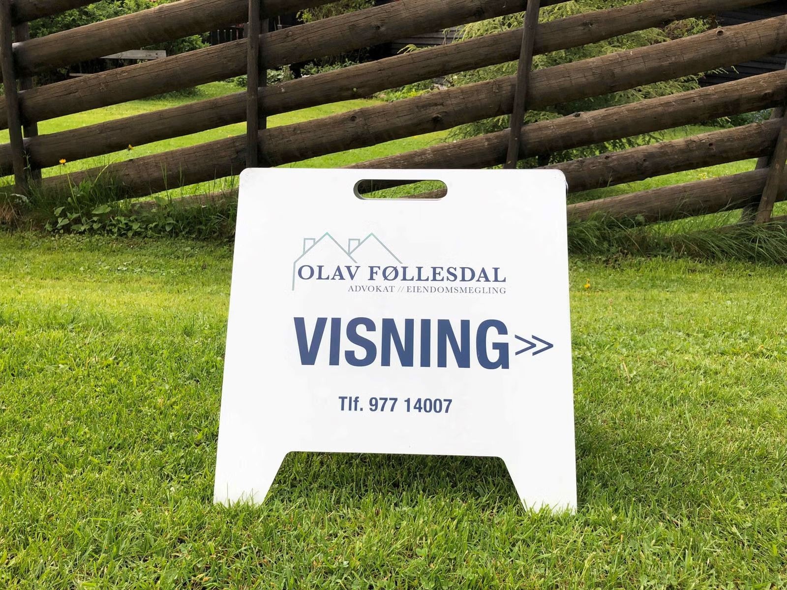 Gi gjerne beskjed til megler hvis du planlegger å komme på visning, advokat Olav Føllesdal / of@sandvikaadvokat.no / sms/tlf. 977 14007 Galleribilde