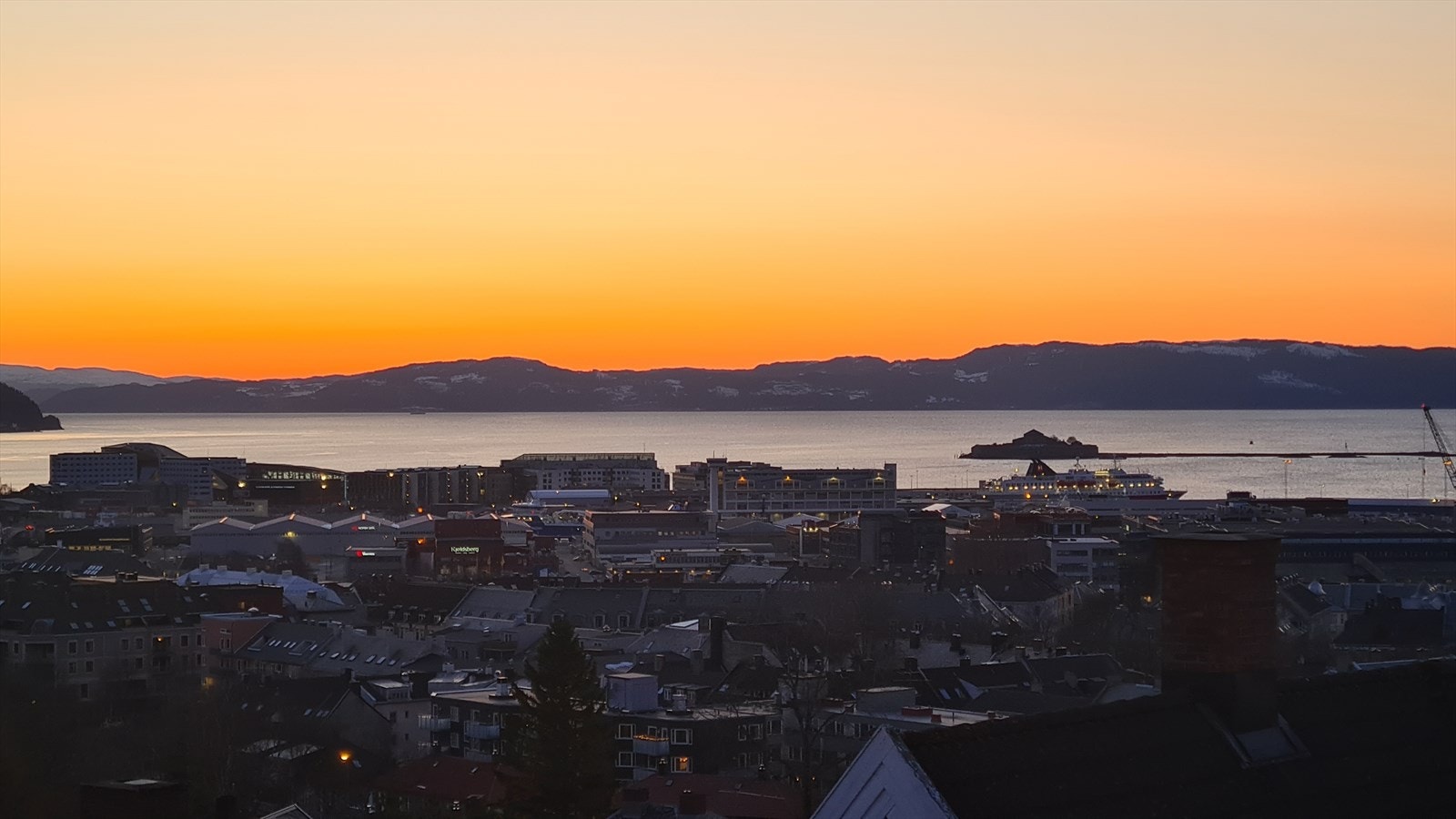 Selgers bilde av utsikt. Galleribilde