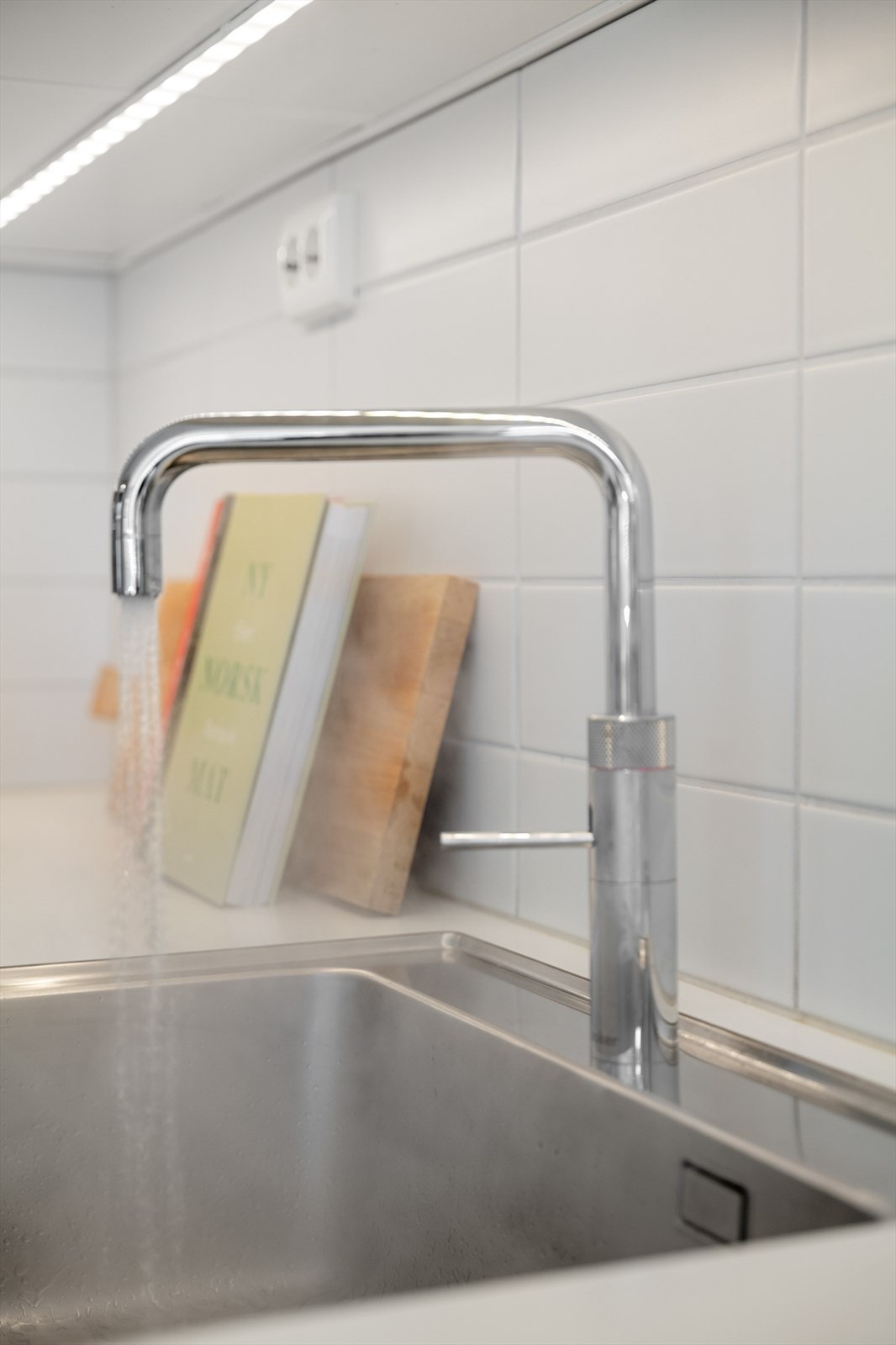 En Quooker-kran gir kokende vann direkte fra springen. Galleribilde