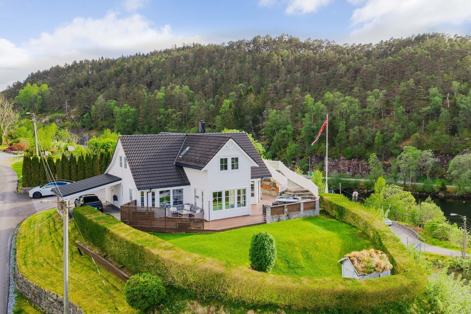 Velkommen til Øyna 9 - Presentert av Eiendomsmegler Norge v/Harald H Løndal. Galleribilde