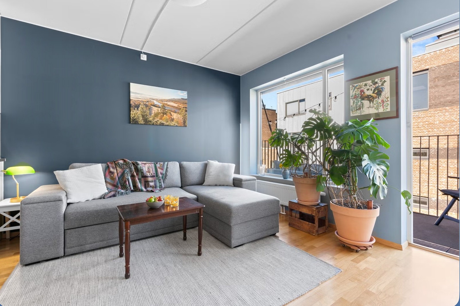 Stue med utgang til balkong Galleribilde