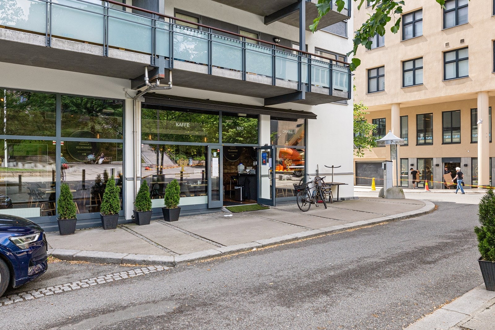 Pilestredet parkservering. Det er en restaurant kjent for nordisk/norsk mat og uteservering i parken. Galleribilde