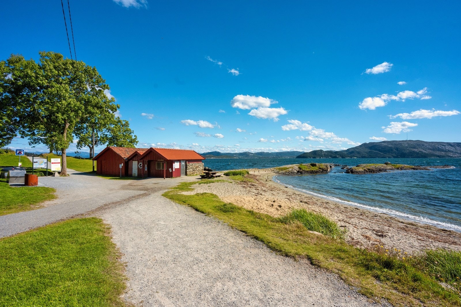 Gode muligheter for rekreasjon ved sjøen året rundt. Galleribilde