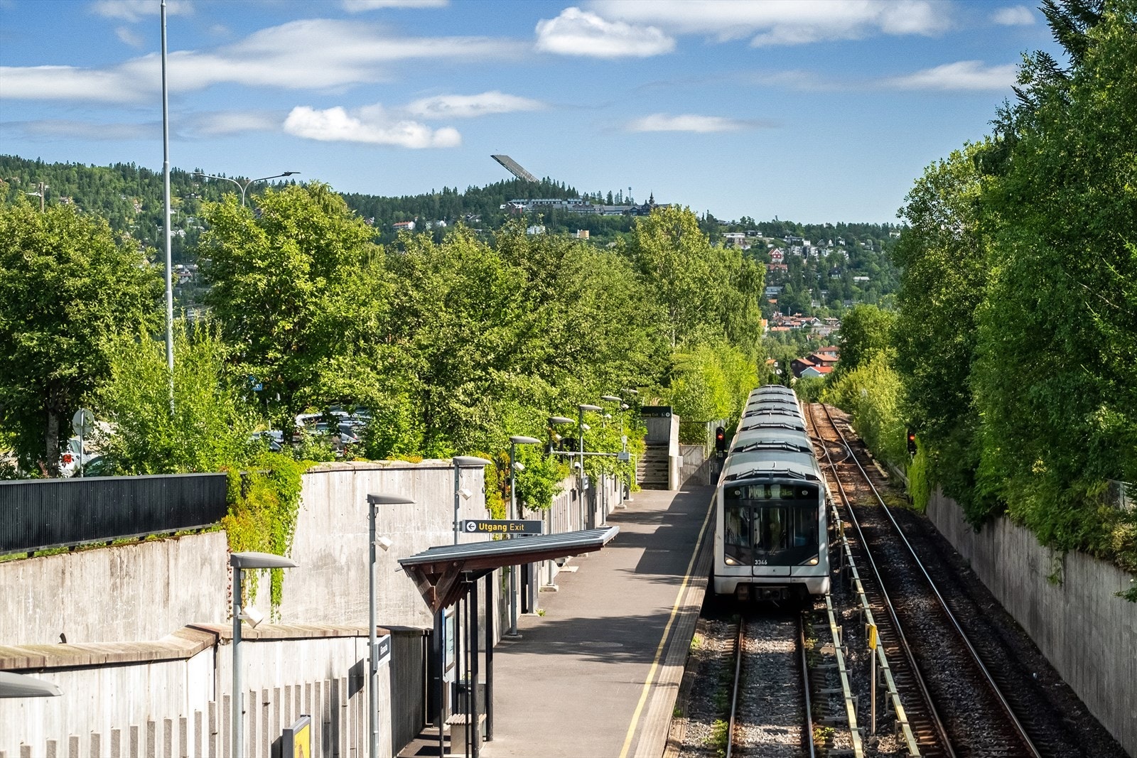 Eiksmarka T-banestasjon. Galleribilde