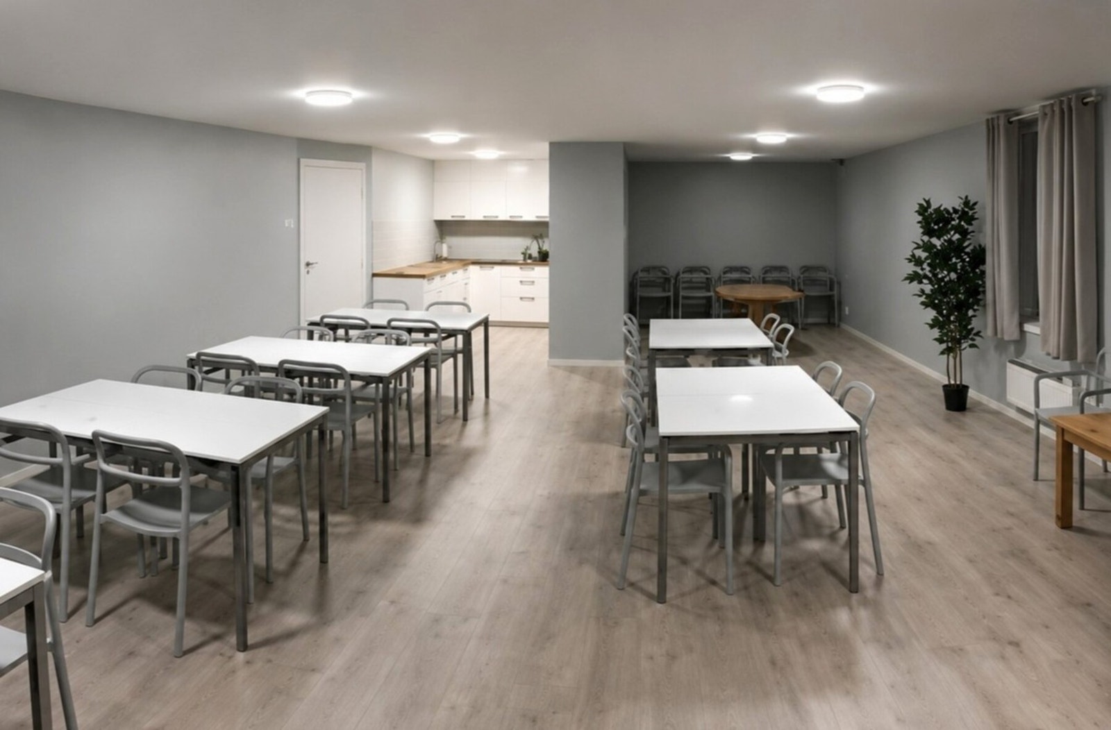 Borettslagets selskapslokale (Storstua) kan leies av beboerne til private arrangementer og benyttes også til fellesaktiviteter og sosiale sammenkomster. Galleribilde