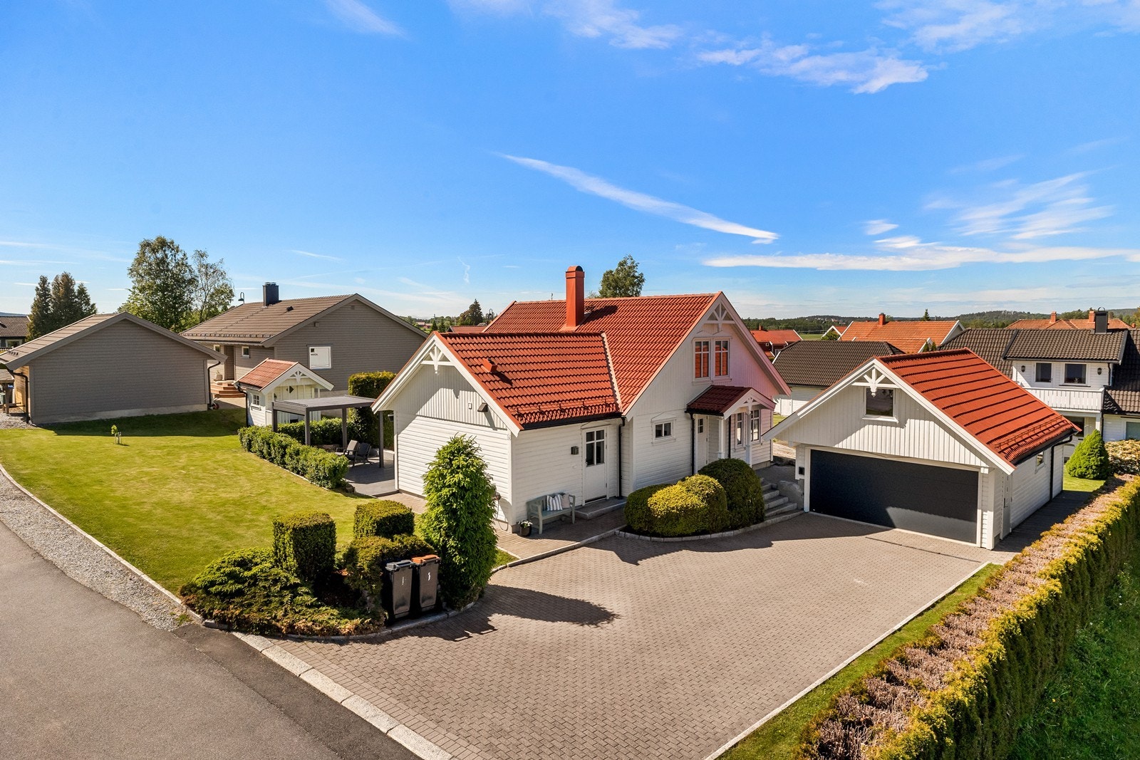 Velkommen til Røysveien 4 formidlet av Nordvik v/Silje Byman! Foto: Fotoetcetera. Galleribilde