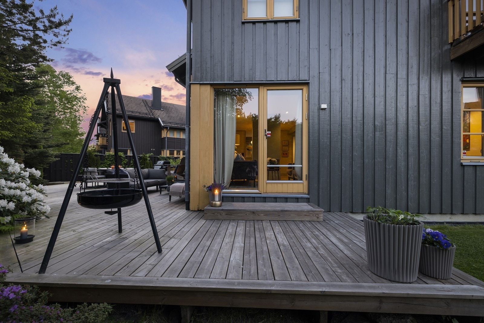 Bålpanne for stemningsfulle kvelder i hagen. Galleribilde