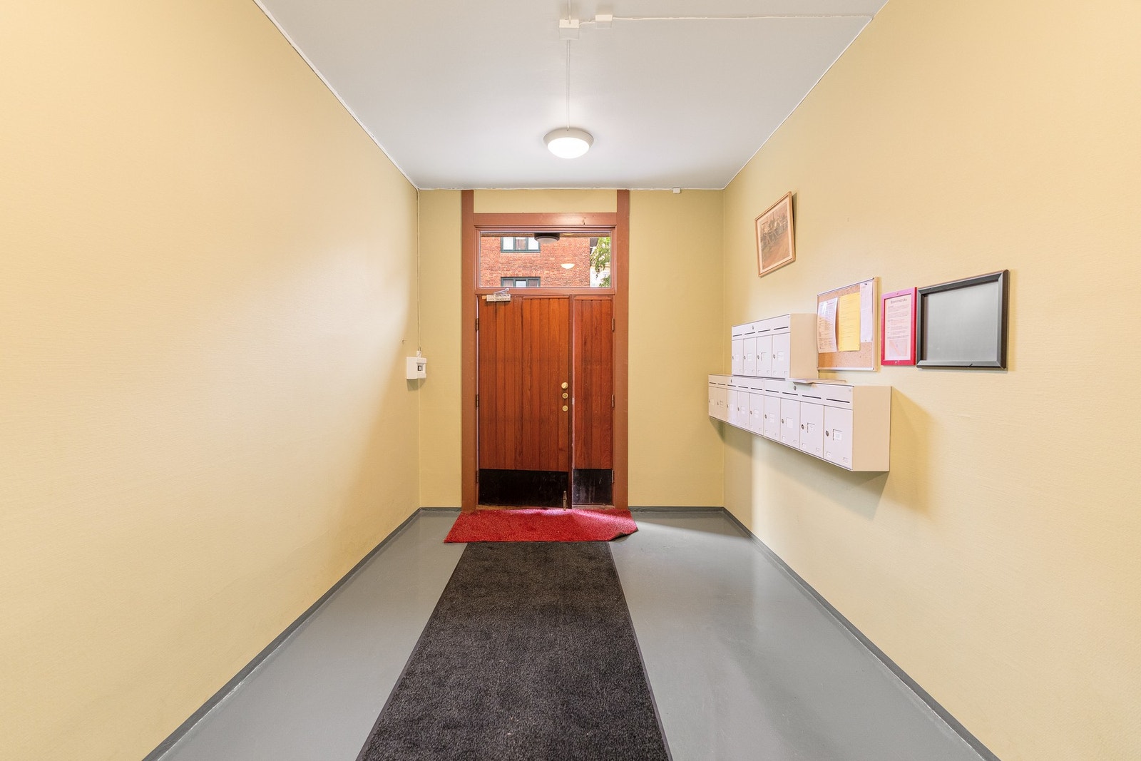 Kort vei til til offentlig kommunikasjon. Galleribilde