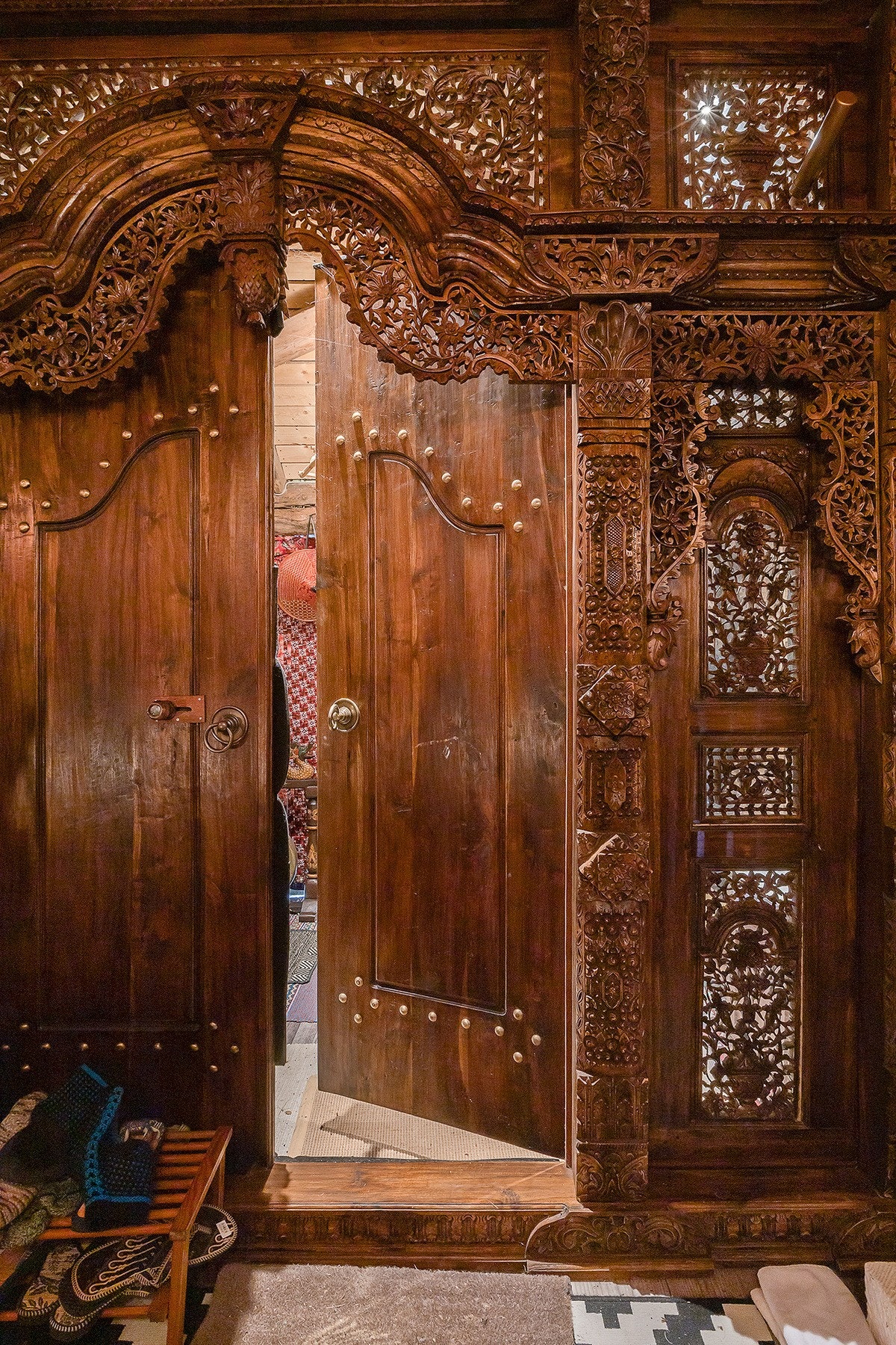 Bildet fra den delen av løa som er innredet til velvære, kjent som Bali låven . Galleribilde