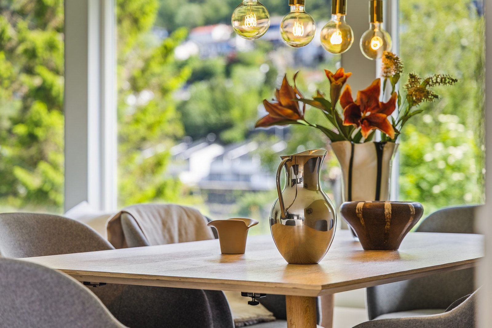 Her har man plass til å invitere hele familien over for et bedre måltid Galleribilde