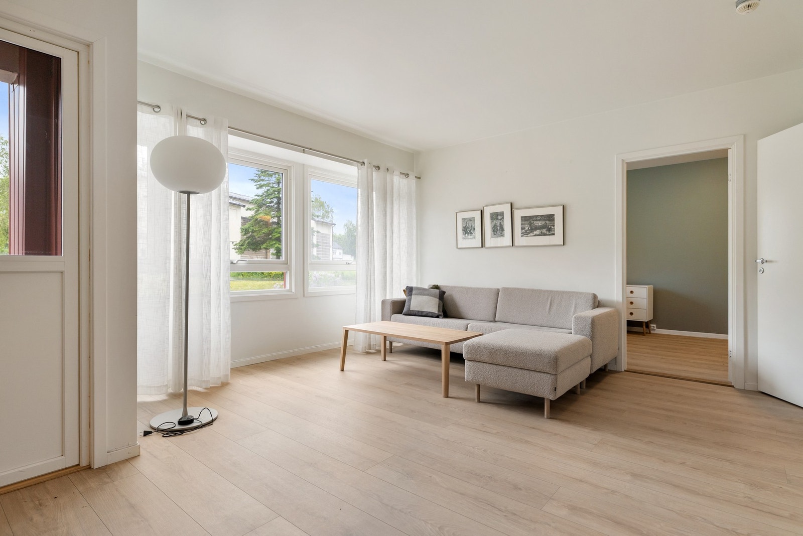 Helt i enden av rolig blindvei finner du denne flotte oppgraderte selveierleiligheten. Foto: André Aakermann (Aakermann Photography). Galleribilde