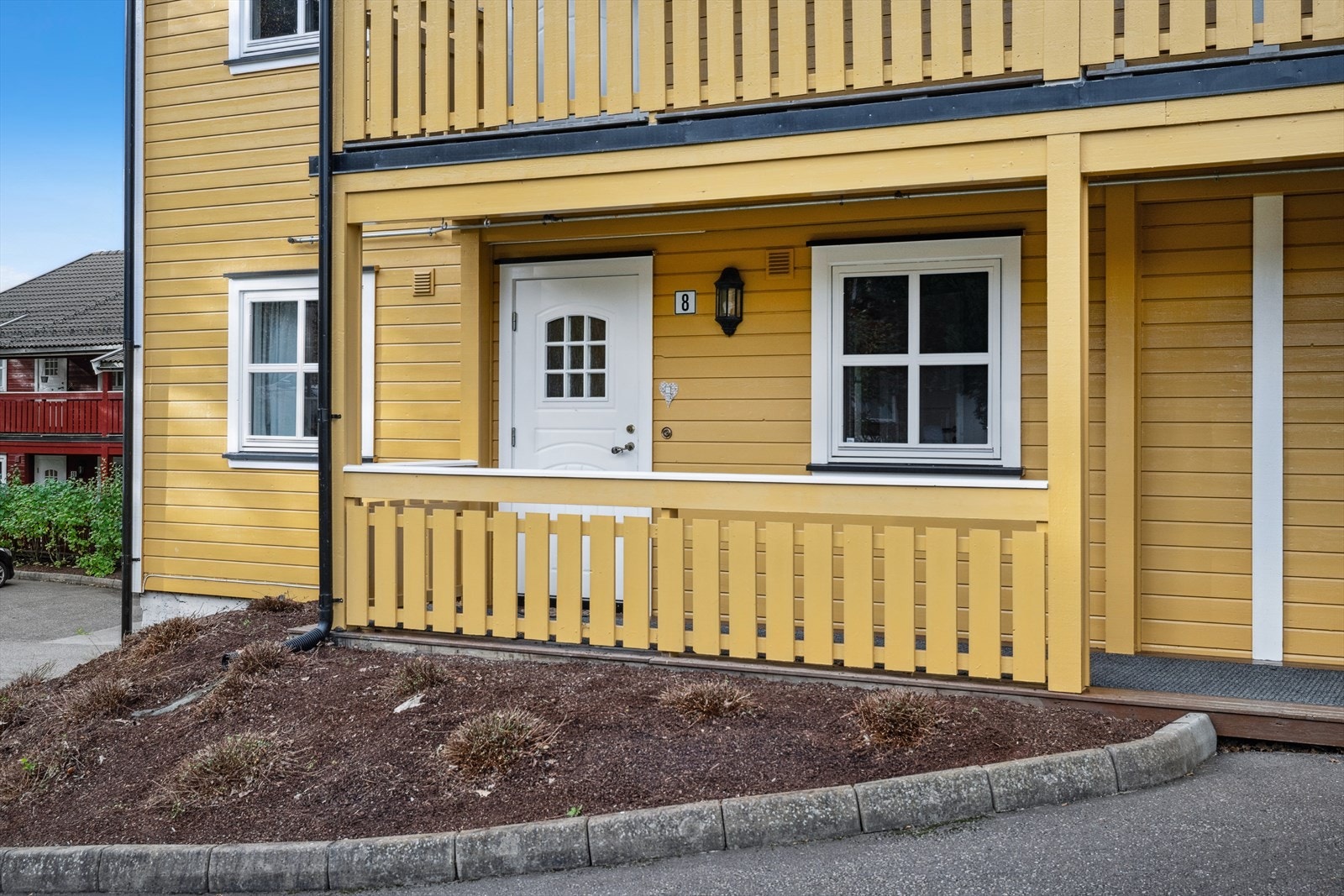 Leiligheten er beliggende i 1. etasje med trappefri adkomst Galleribilde