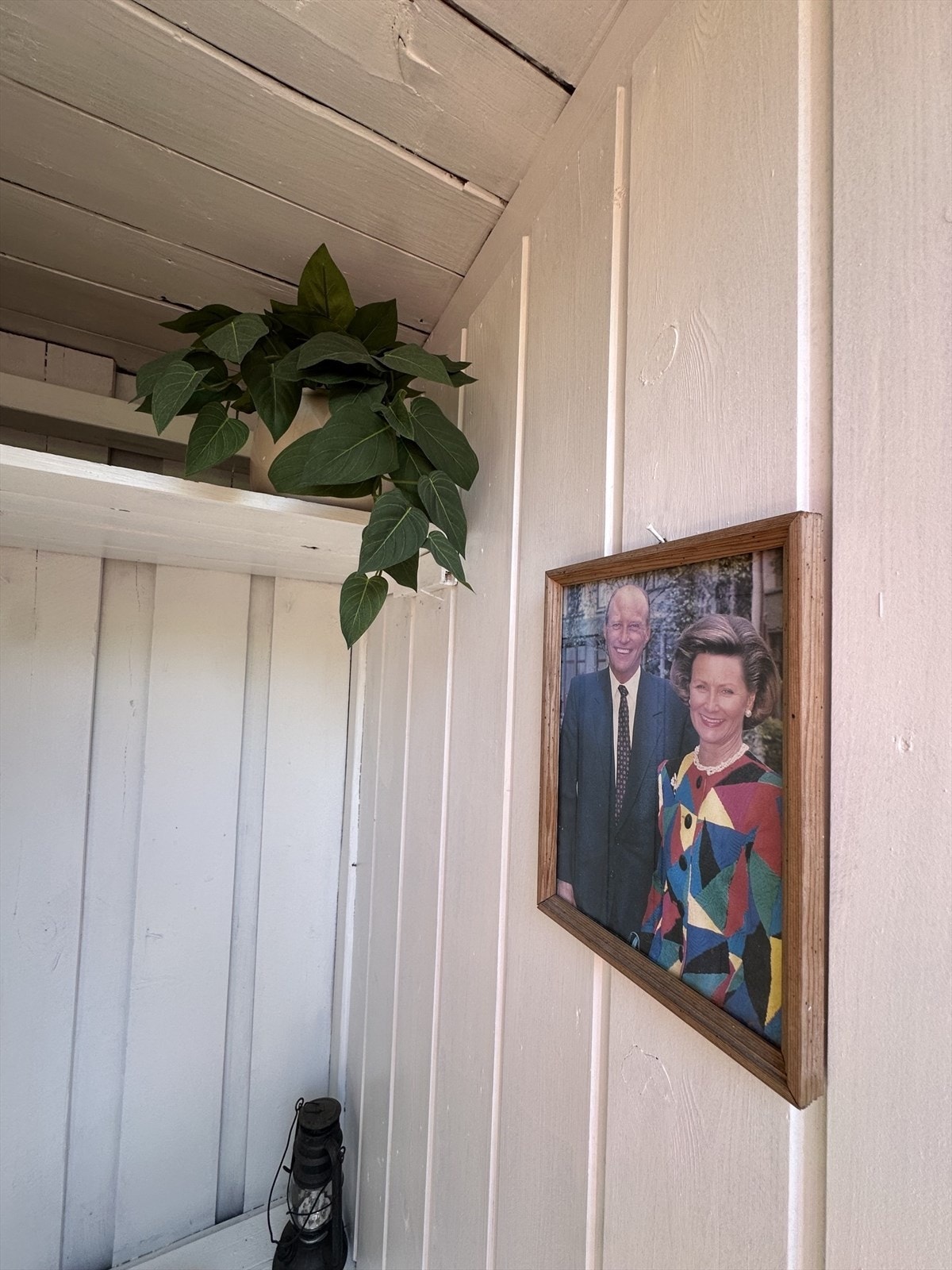 Som seg hør og bør er de kongelige med Galleribilde