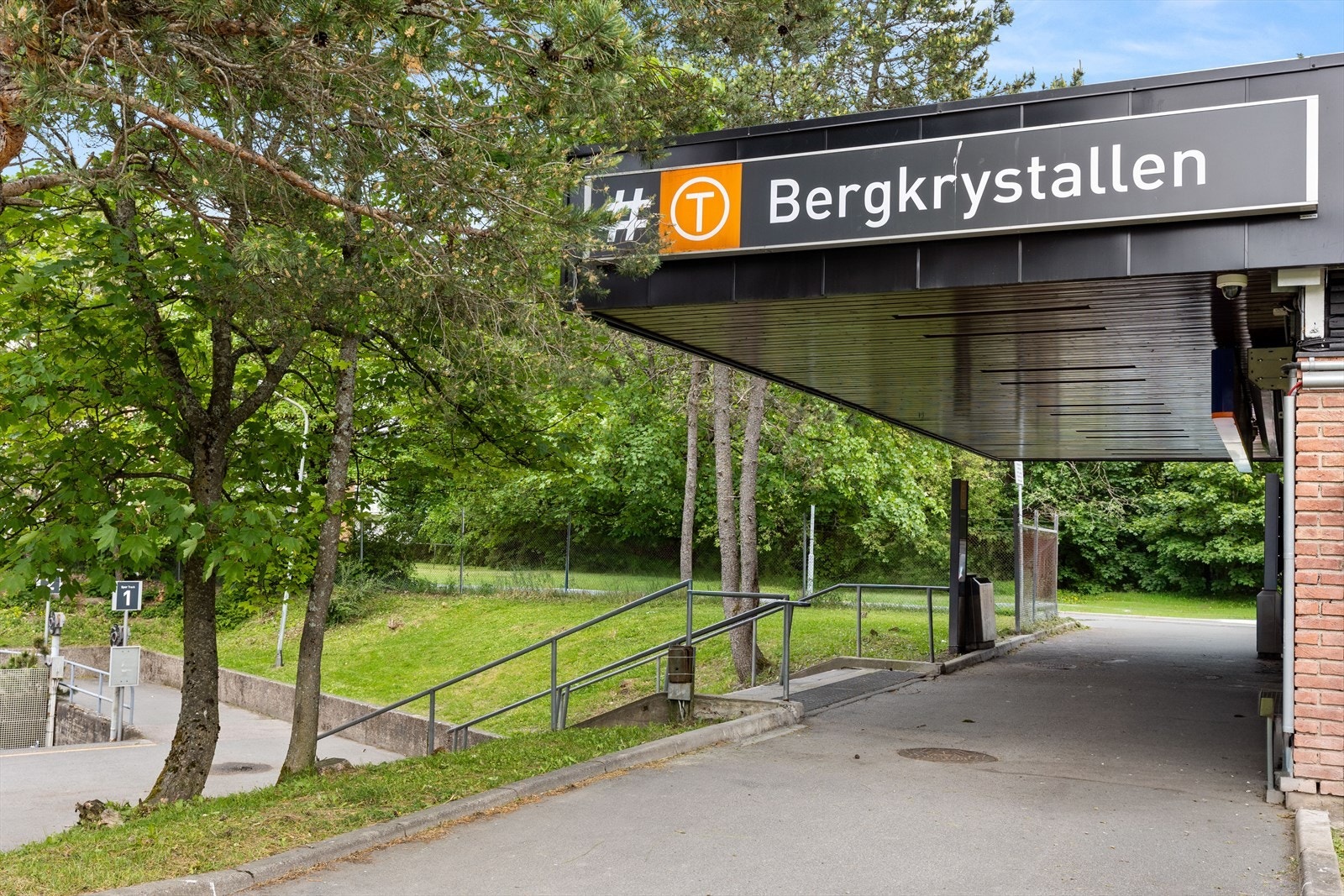 T-banen ligger bare 3 minutter unna Galleribilde