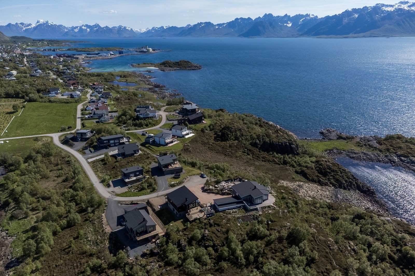 Dronebilde/områdebilde. Et av de desidert hotteste bo områder på Melbu. Galleribilde