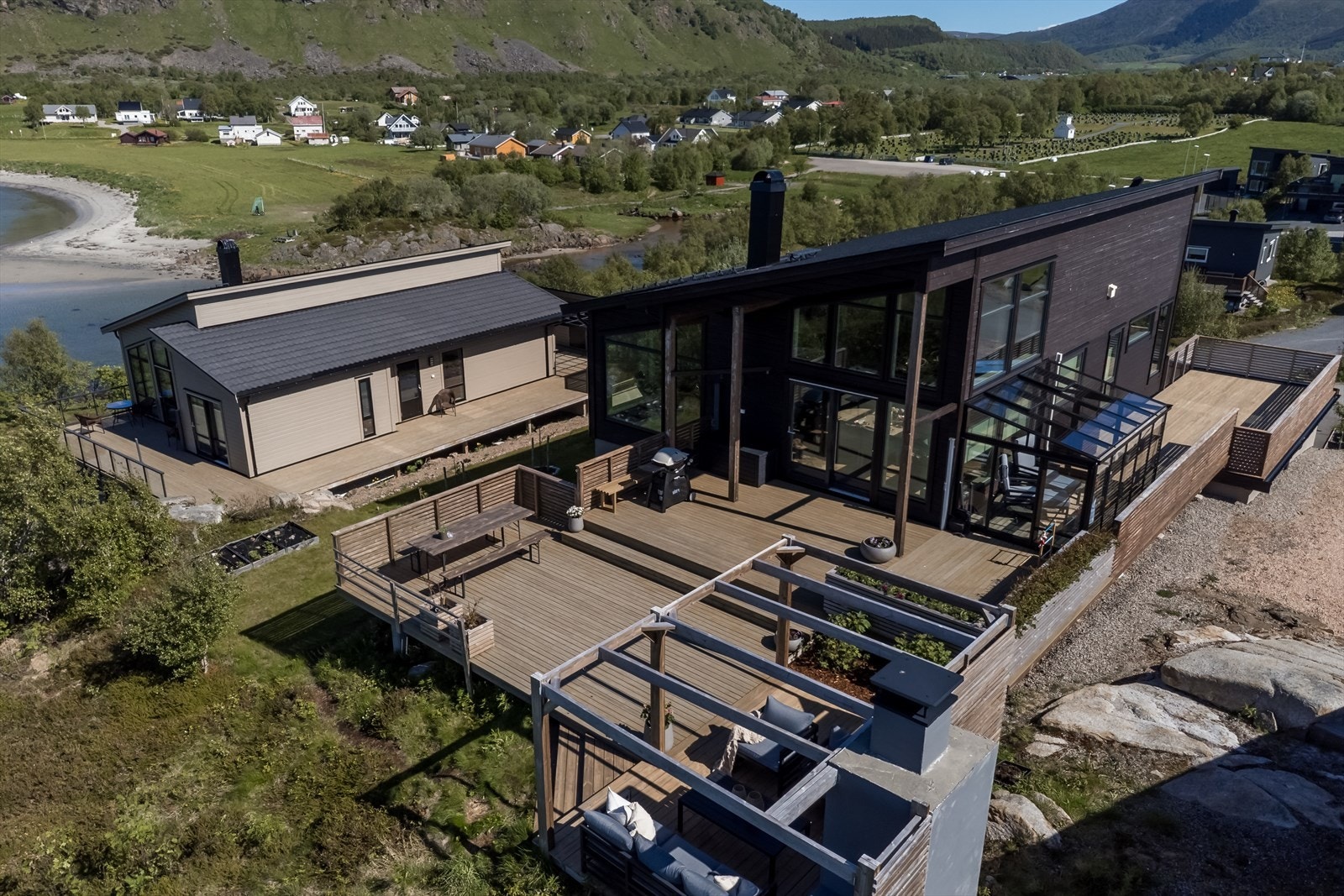 Pergola og vinterhage for kos og hygge. Galleribilde