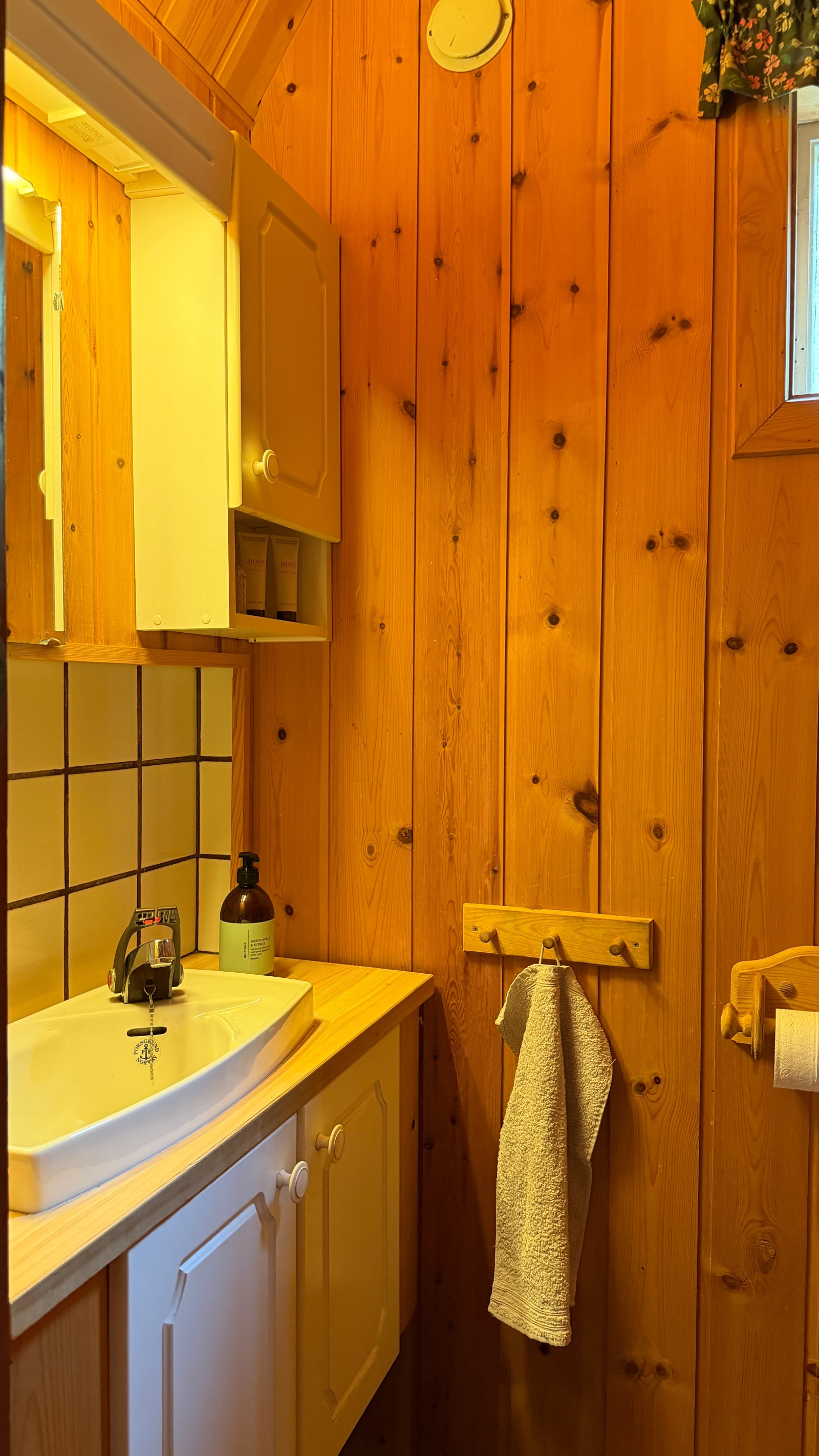 Enhet 2 - Hovedetasje wc-rom Galleribilde