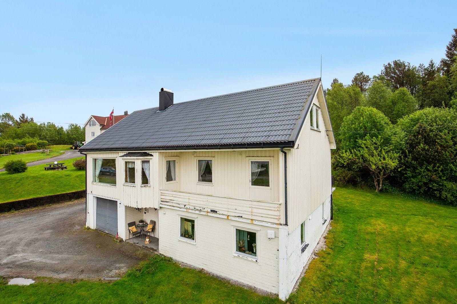 Innholdsrik enebolig med utleiedel Galleribilde