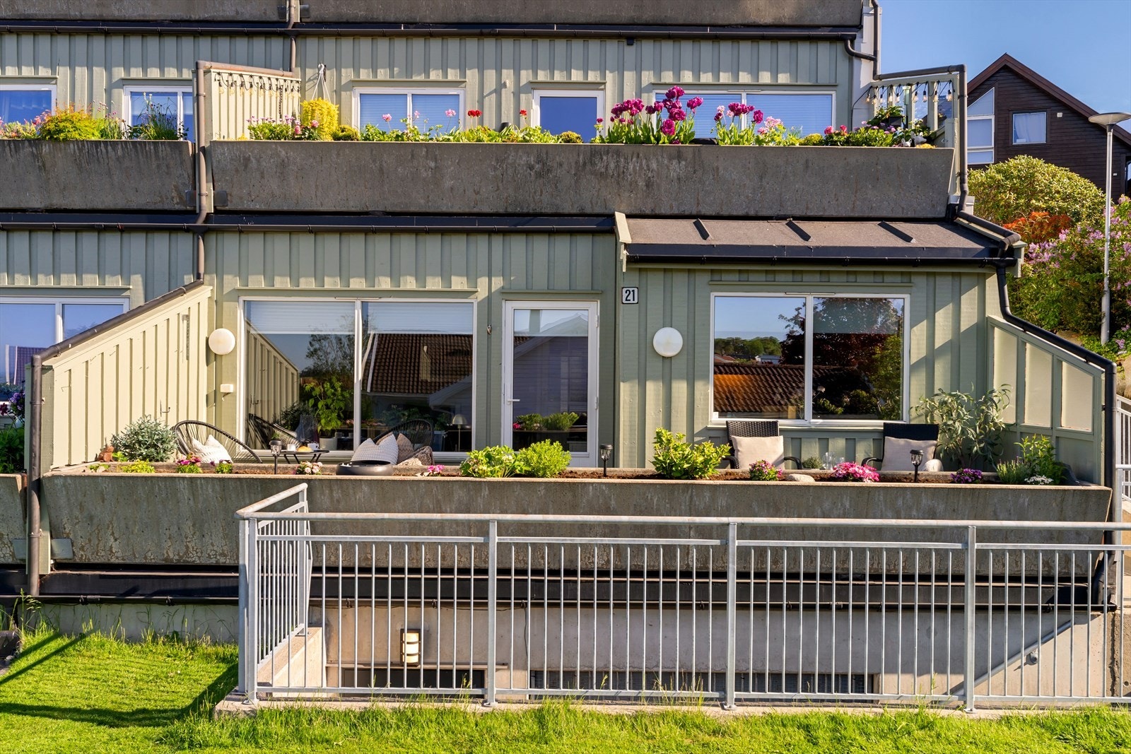 Dette er en praktisk terrasseleilighet i 1. etasje Galleribilde