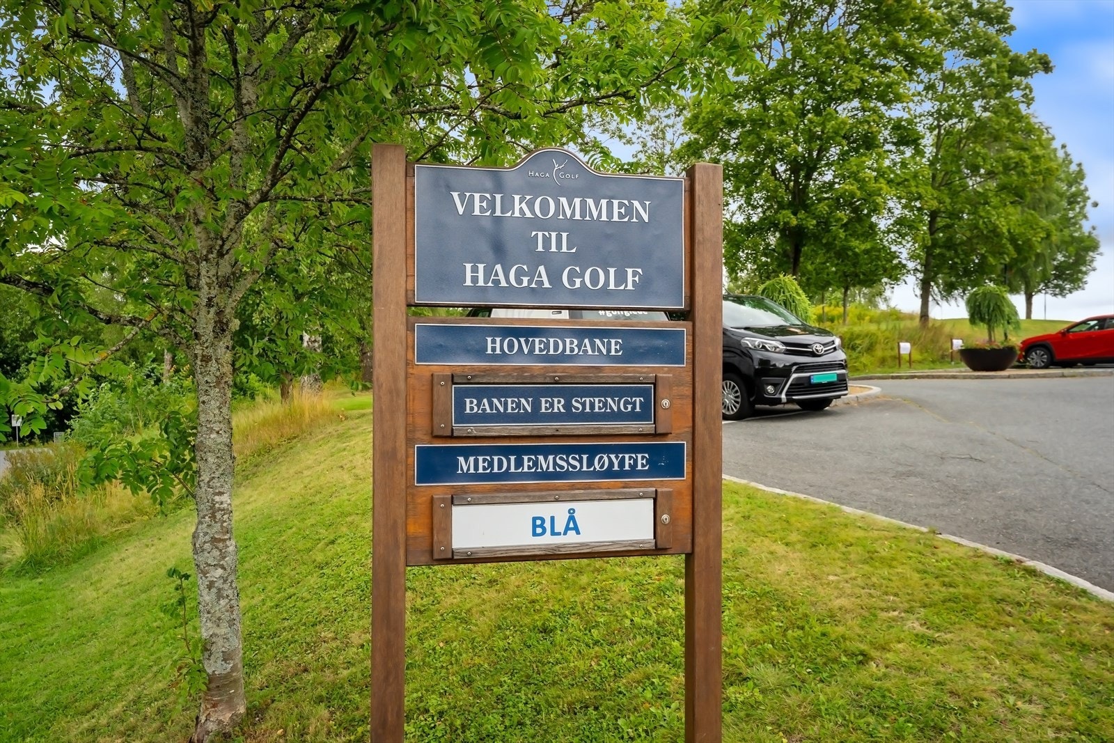For den golfinteresserte er det kort vei til golfbanene Grini, Haga og Nordhaug Galleribilde