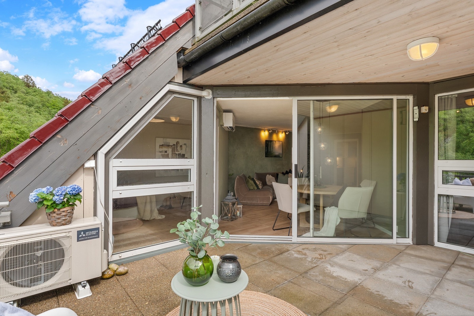 - Området er barnevennlig og veletablert, med lite trafikk og gode oppvekstsvilkår - Galleribilde