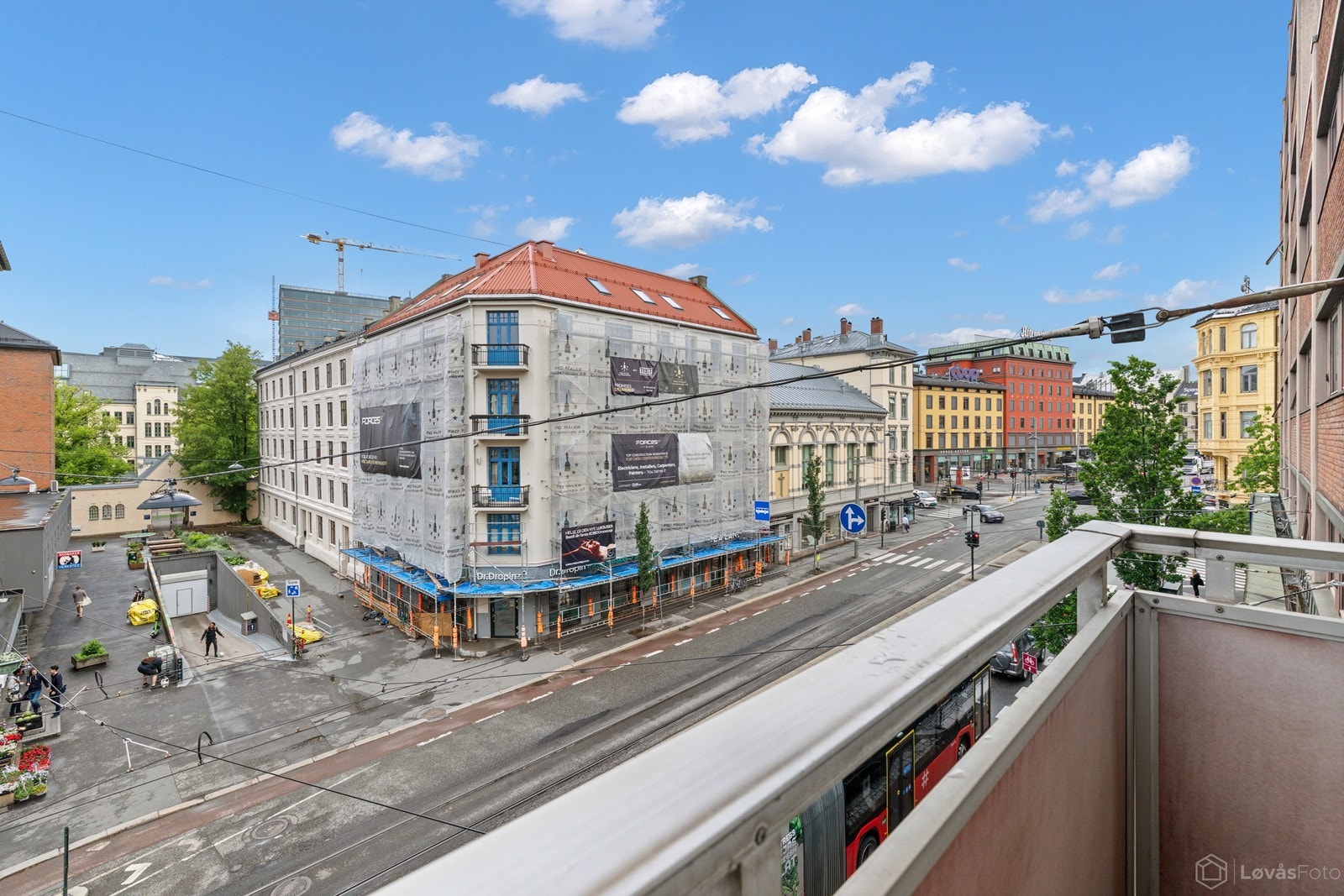 Med denne sentrale beliggenheten midt på Majorstuen har du alt du trenger rett utenfor døren. Galleribilde