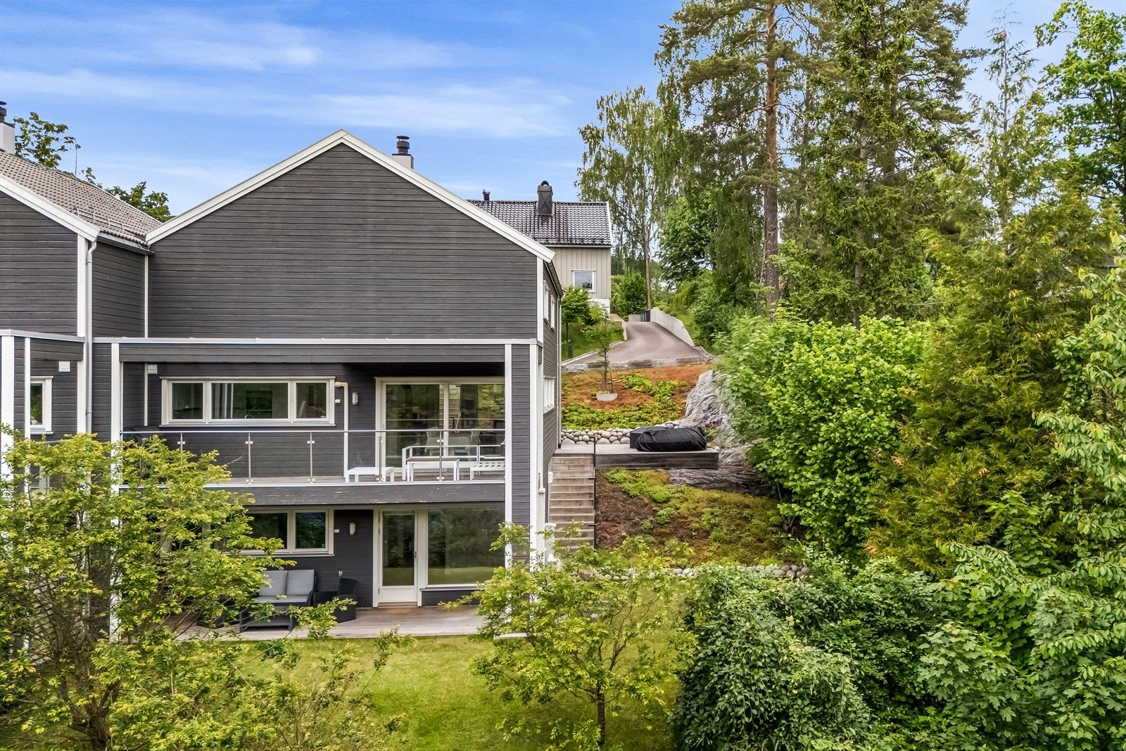Solbergveien 36B Nye Utebilder-11.jpg Galleribilde