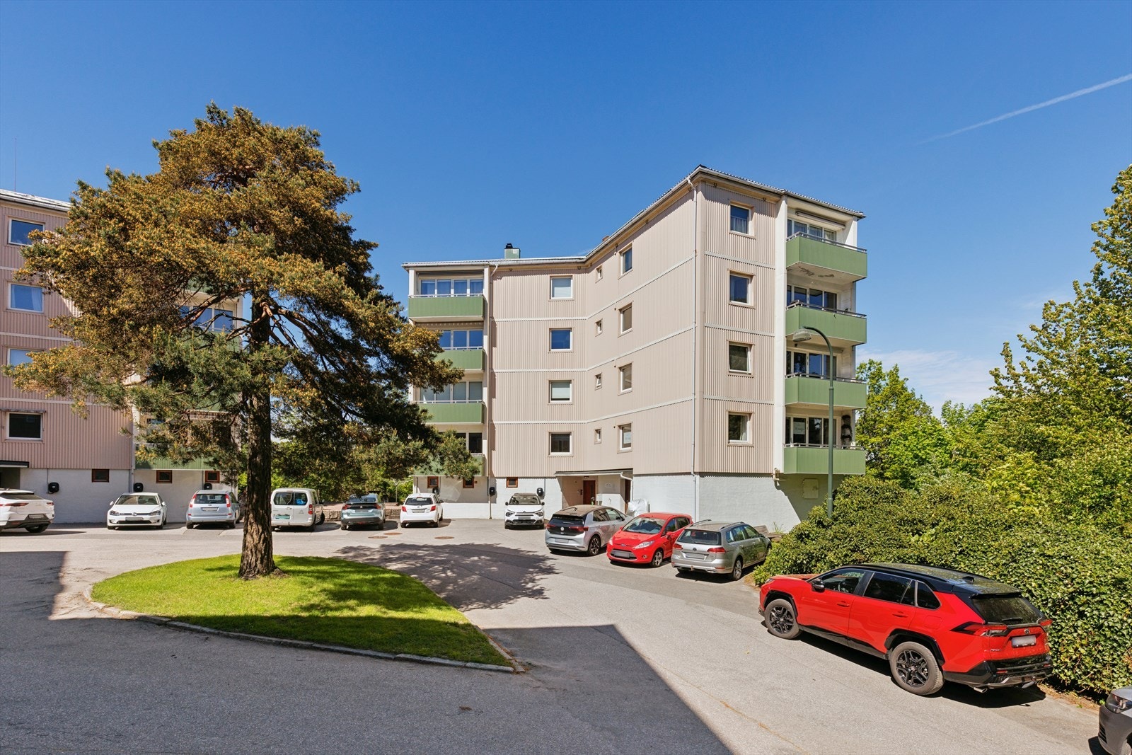 Egshaugen Borettslag består av 36 andeler og ble oppført i 1959. Galleribilde