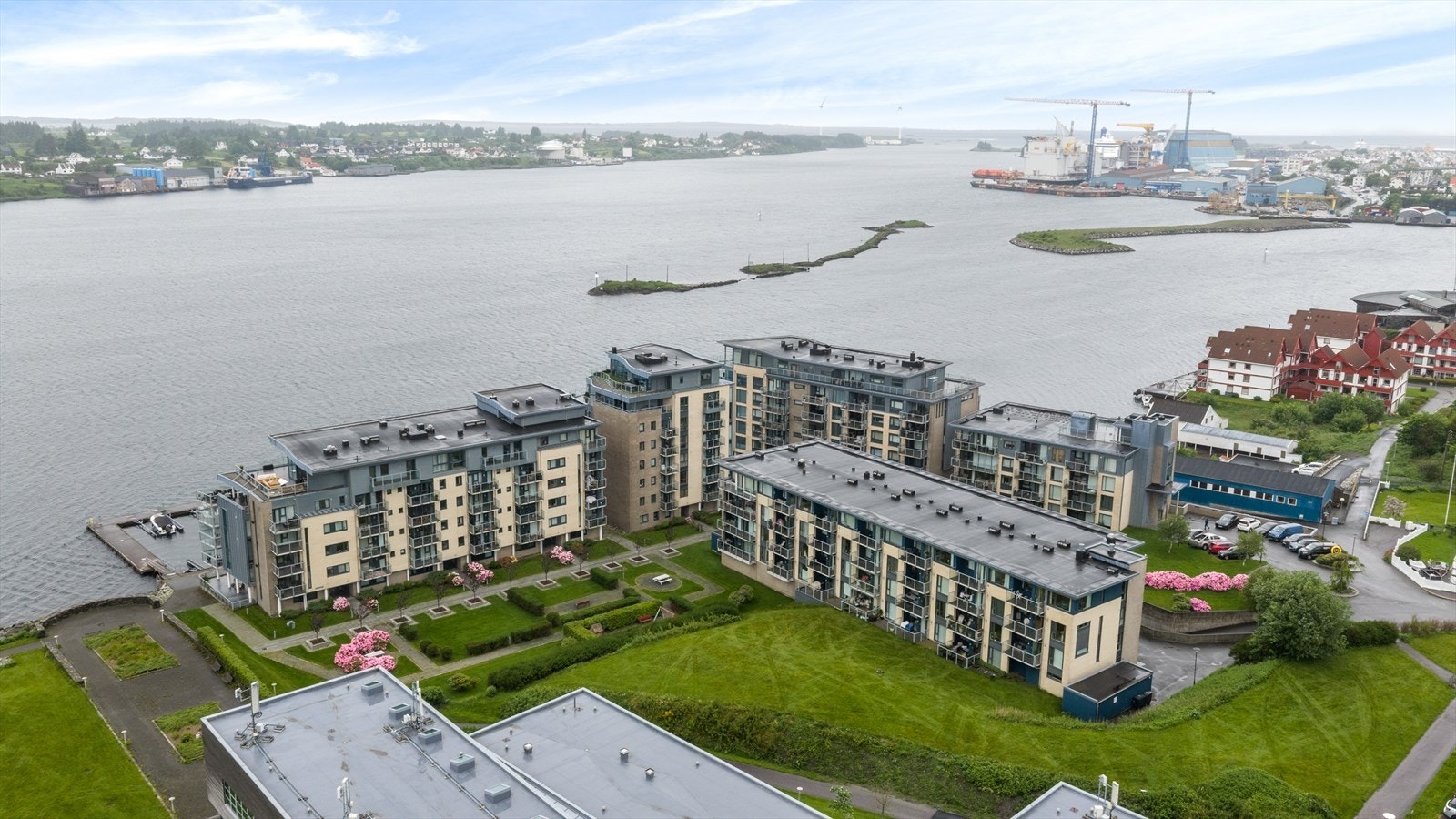 Umiddelbar nærhet til natur og sjøen Galleribilde
