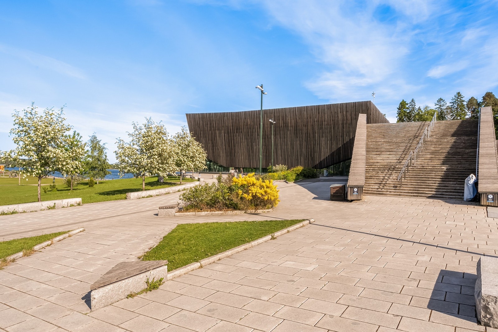 Holmen svømmehall. Galleribilde