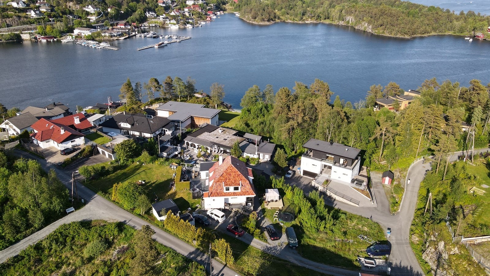En sjelden mulighet til å sikre seg en tomt med en ettertraktet beliggenhet i et sentralt boligområde. Galleribilde
