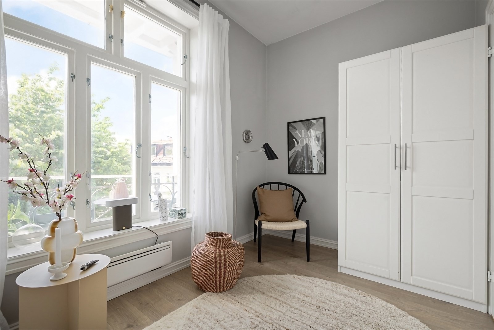 Rommet er fleksibelt og kan innredes som soverom, kontor eller gjesterom etter behov. Galleribilde