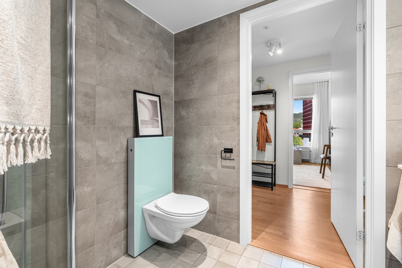 Badet og leiligheten har balansert ventilasjon Galleribilde