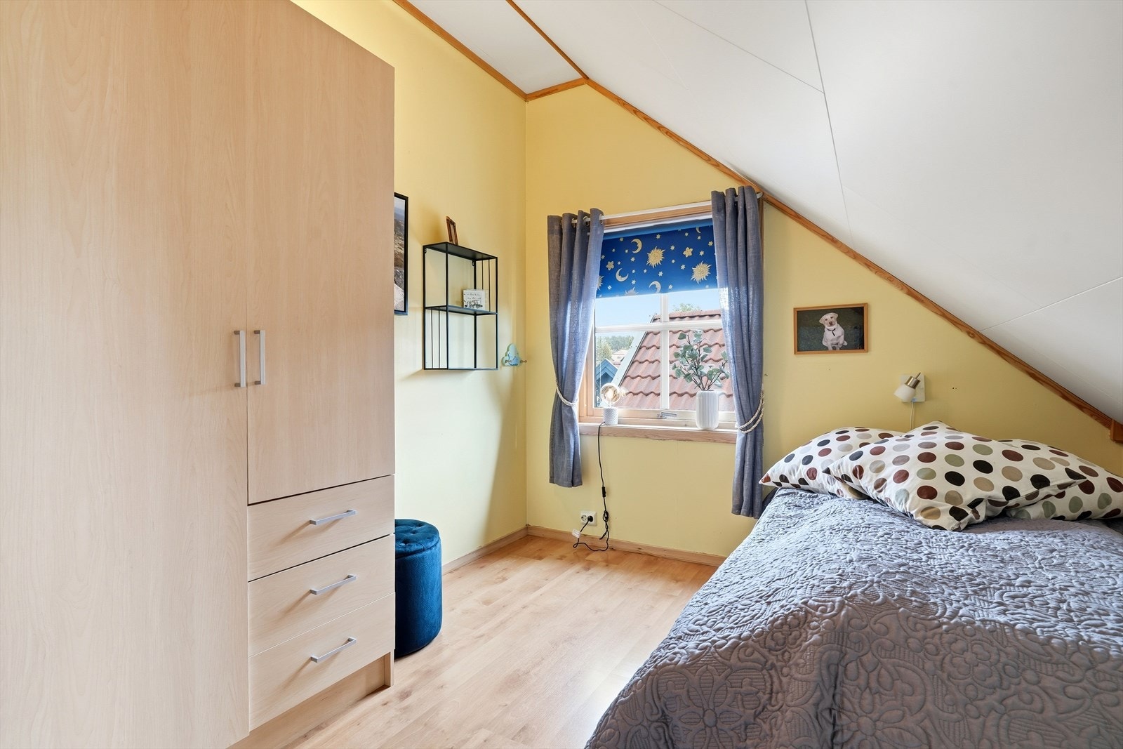Også her med medfølgende garderober. Galleribilde