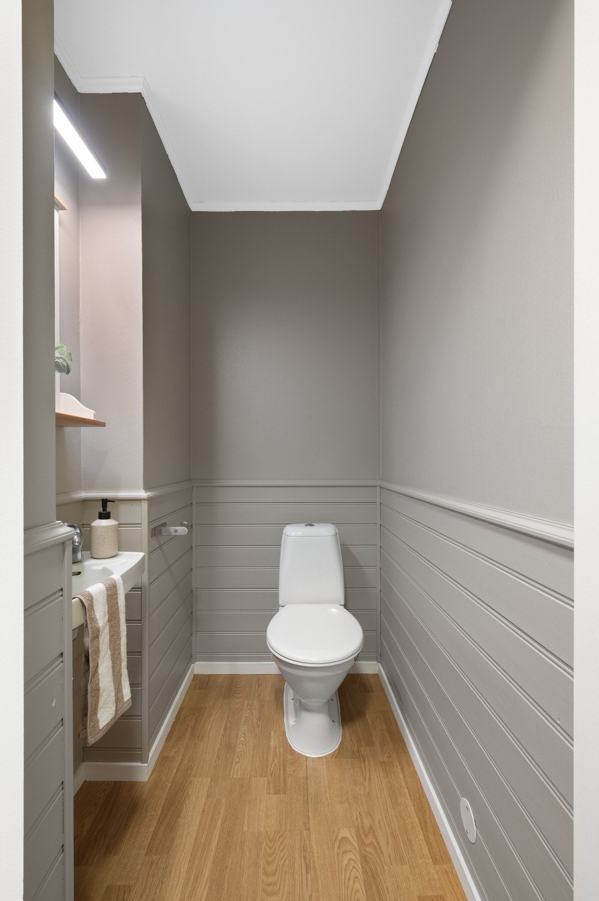 Toalettrommet måler 1,7 m². Galleribilde