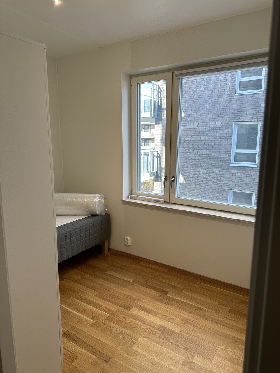 Rom nr 5, 8200kr Galleribilde