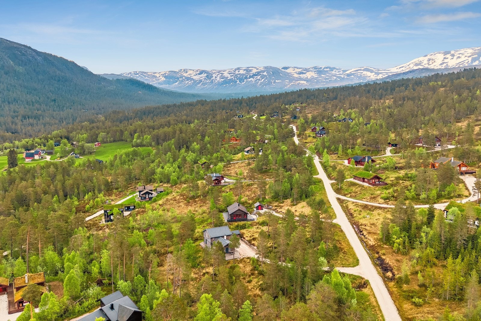 Området byr på flotte naturopplevelser sommer som vinter, med turløyper til blant annet Storanosi, Bjørndalskamben og Kaldanuten Galleribilde