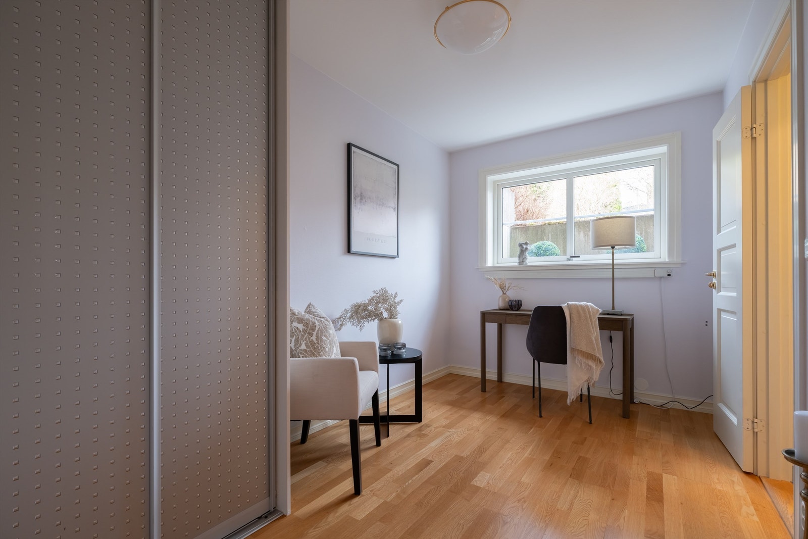 Soverom 3 med skyvedørsgarderobe. Passer best til enkeltseng Galleribilde