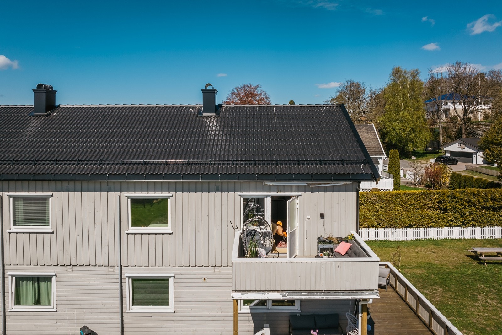Er ikke dumt å nyte sommerens sol på din nye sørvendte altan Galleribilde