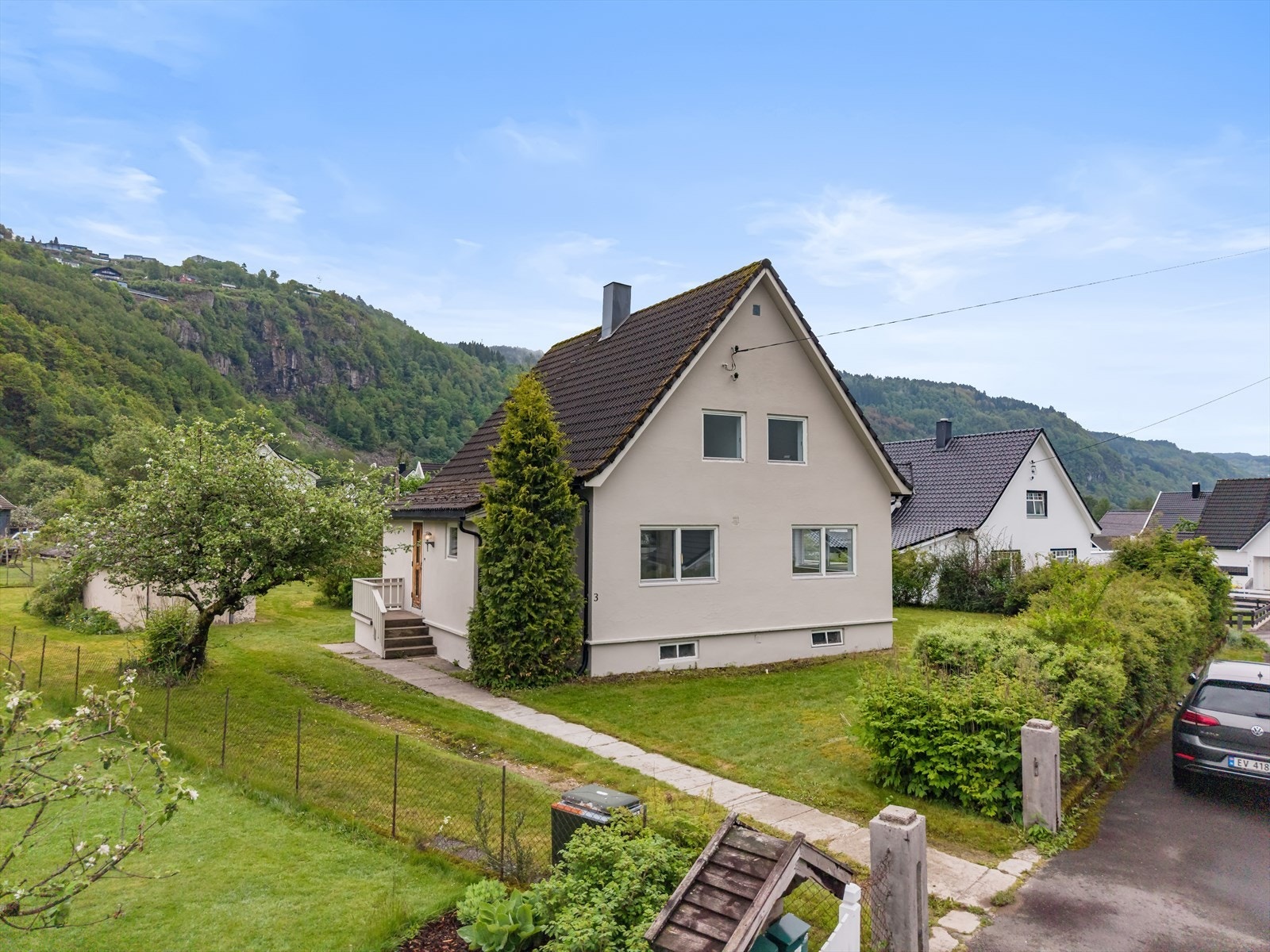Tverrvegen er en rolig gate i Prestegården. Galleribilde