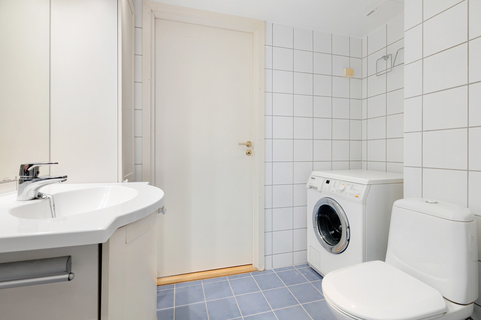 Det er opplegg for vaskemaskin. Galleribilde
