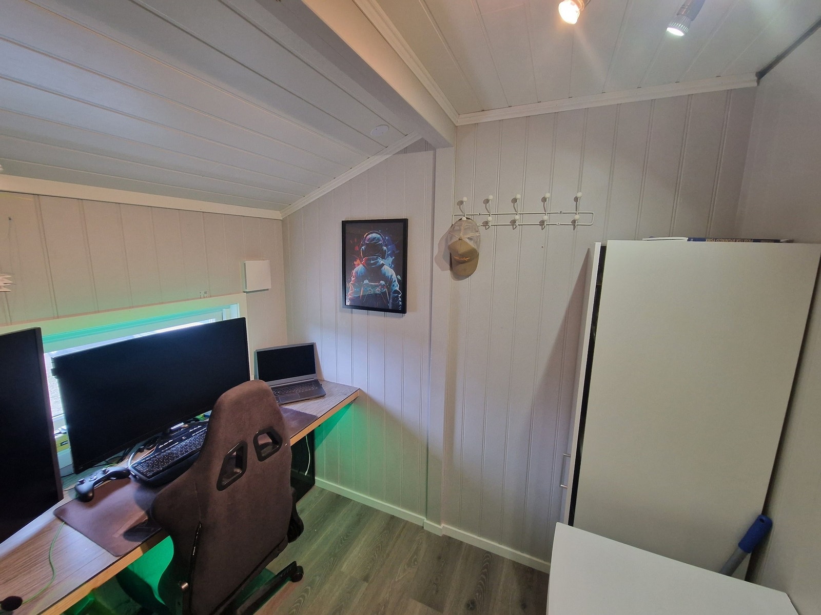 Disponibelt rom/kontor med flere bruksmuligheter Galleribilde