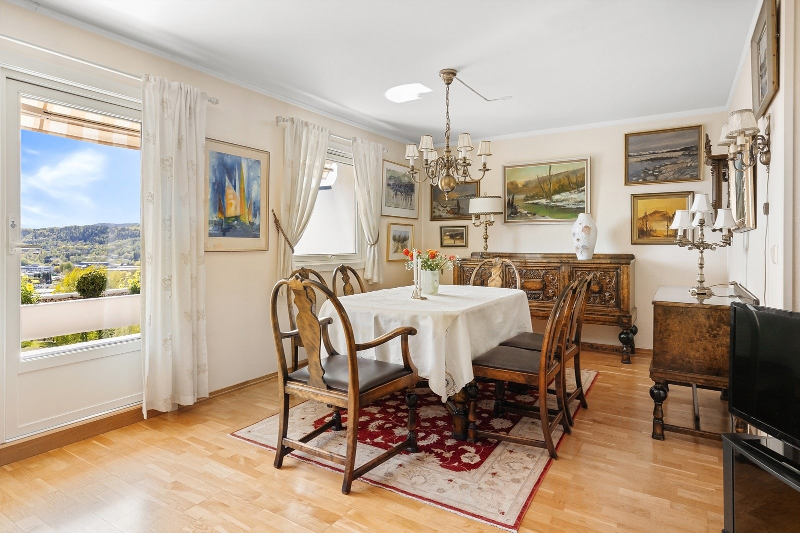 Her er det plass til å samle hele storfamilien! Galleribilde